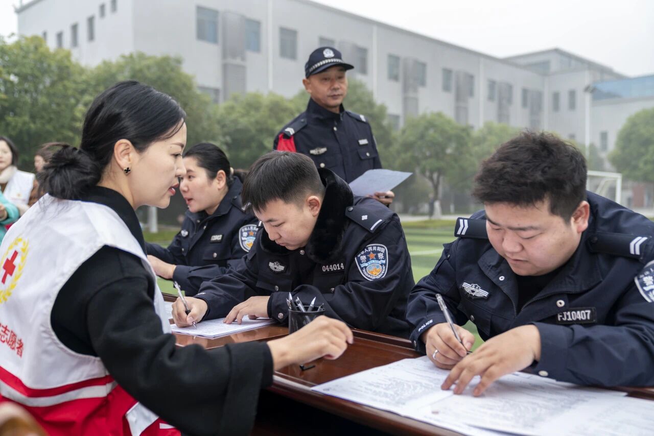 微信图片_2025-12-22_150529_371.jpg/
