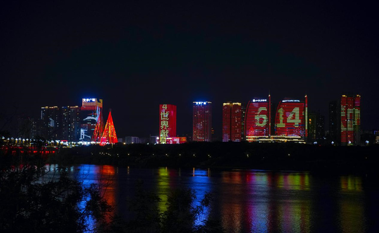5亮灯.jpg